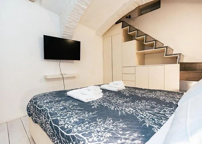 Romantic Duplex Piazza Navona